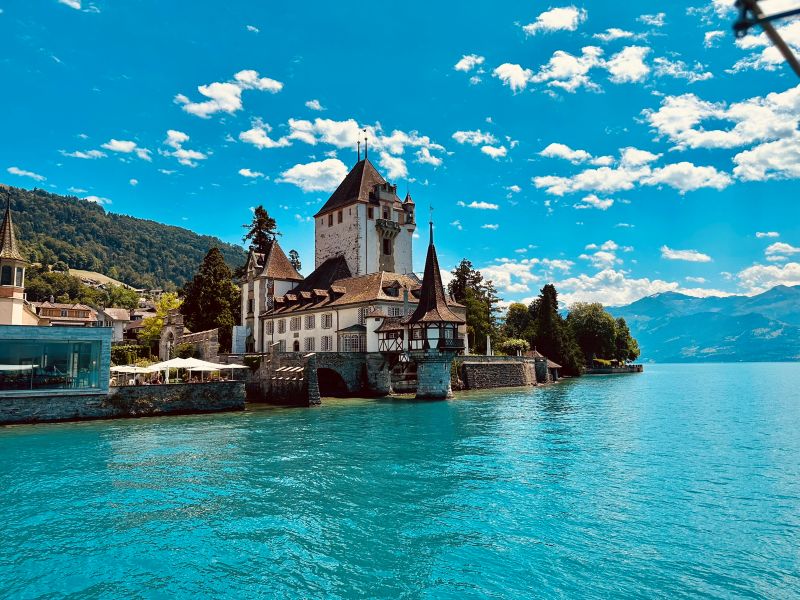 THUN 8